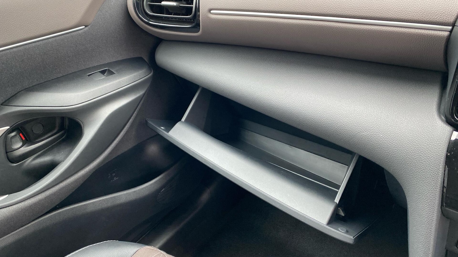 Used Toyota Yaris Cross 2025 for sale - 76538282: Photo 42