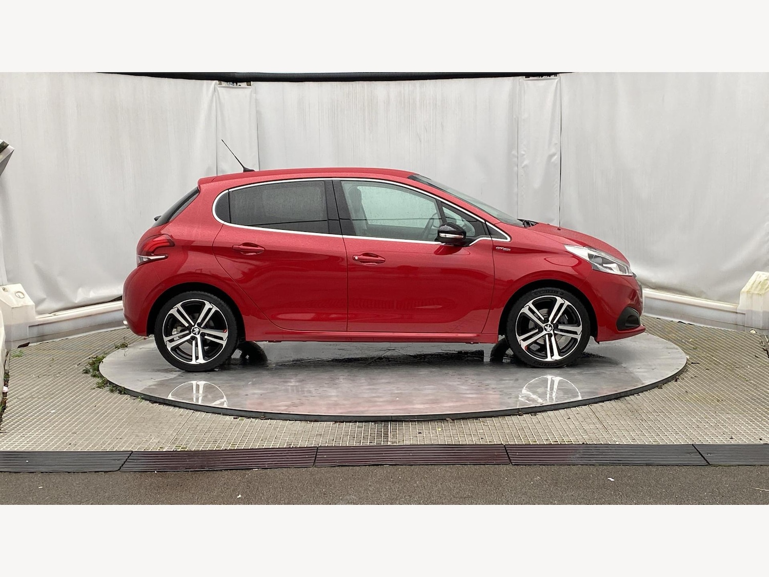 Used Peugeot 208 2019 for sale - 77290545: Photo 18