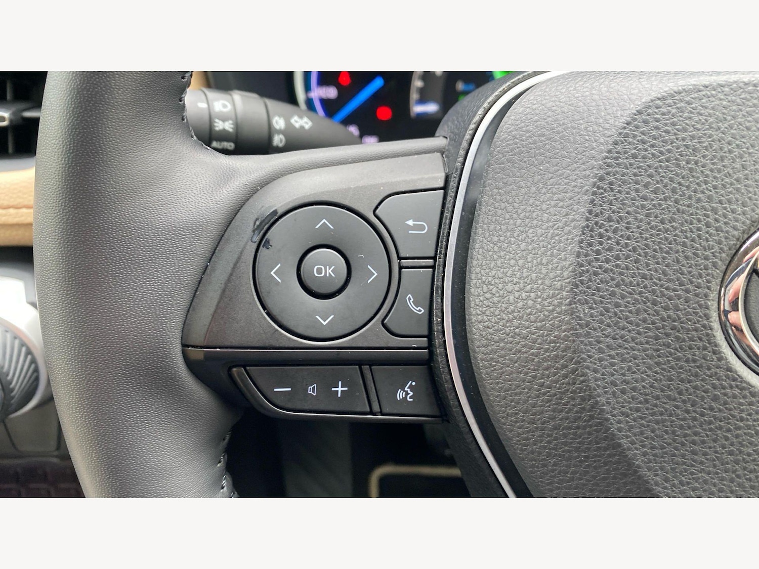 Used Toyota RAV4 2020 for sale - 77611482: Photo 30