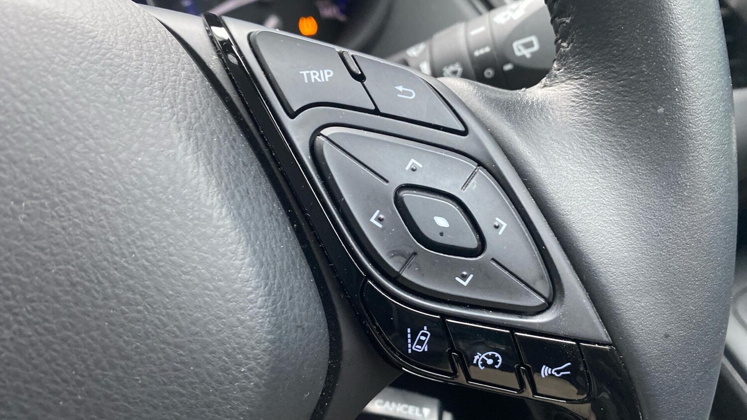 Used Toyota C-HR for sale - 77216358: Photo 32