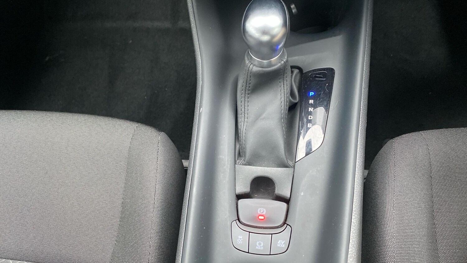 Used Toyota C-HR for sale - 77216358: Photo 41