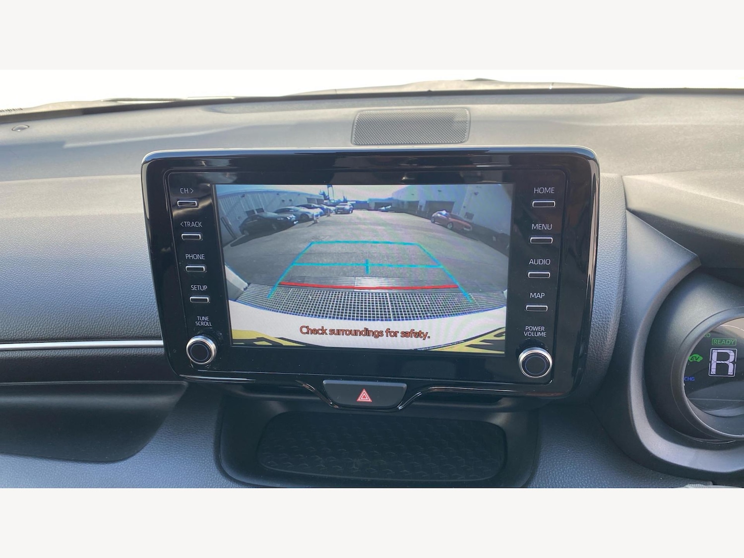 Used Toyota Yaris 2023 for sale - 76189843: Photo 29