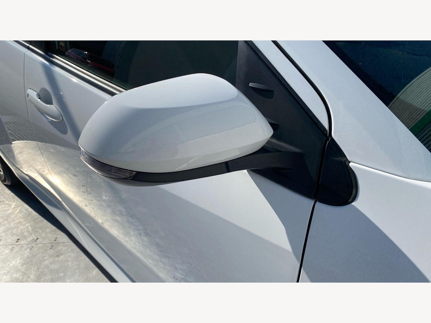 Used Toyota Yaris 2023 for sale - 76189843: Photo 33