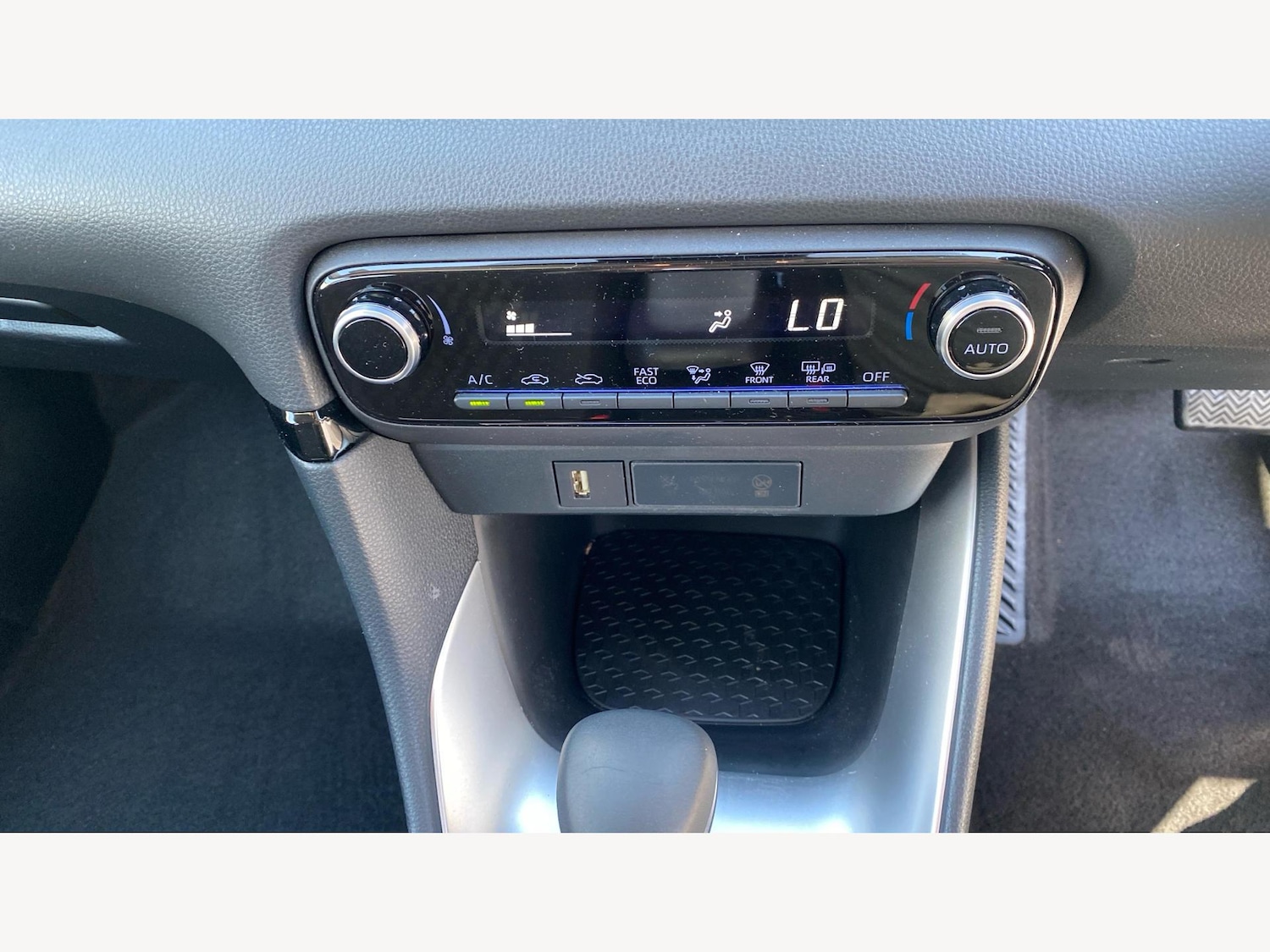 Used Toyota Yaris 2023 for sale - 76189843: Photo 43