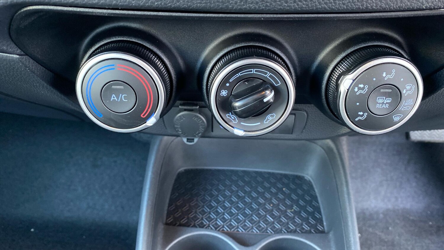 Used Toyota Aygo X 2025 for sale - 77625132: Photo 40