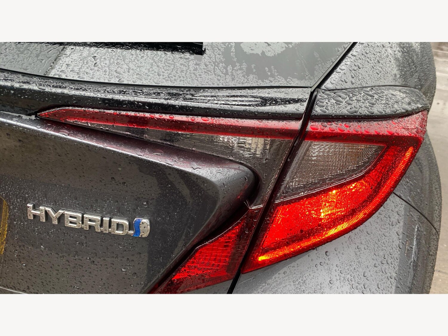 Used Toyota C-HR for sale - 77484104: Photo 22