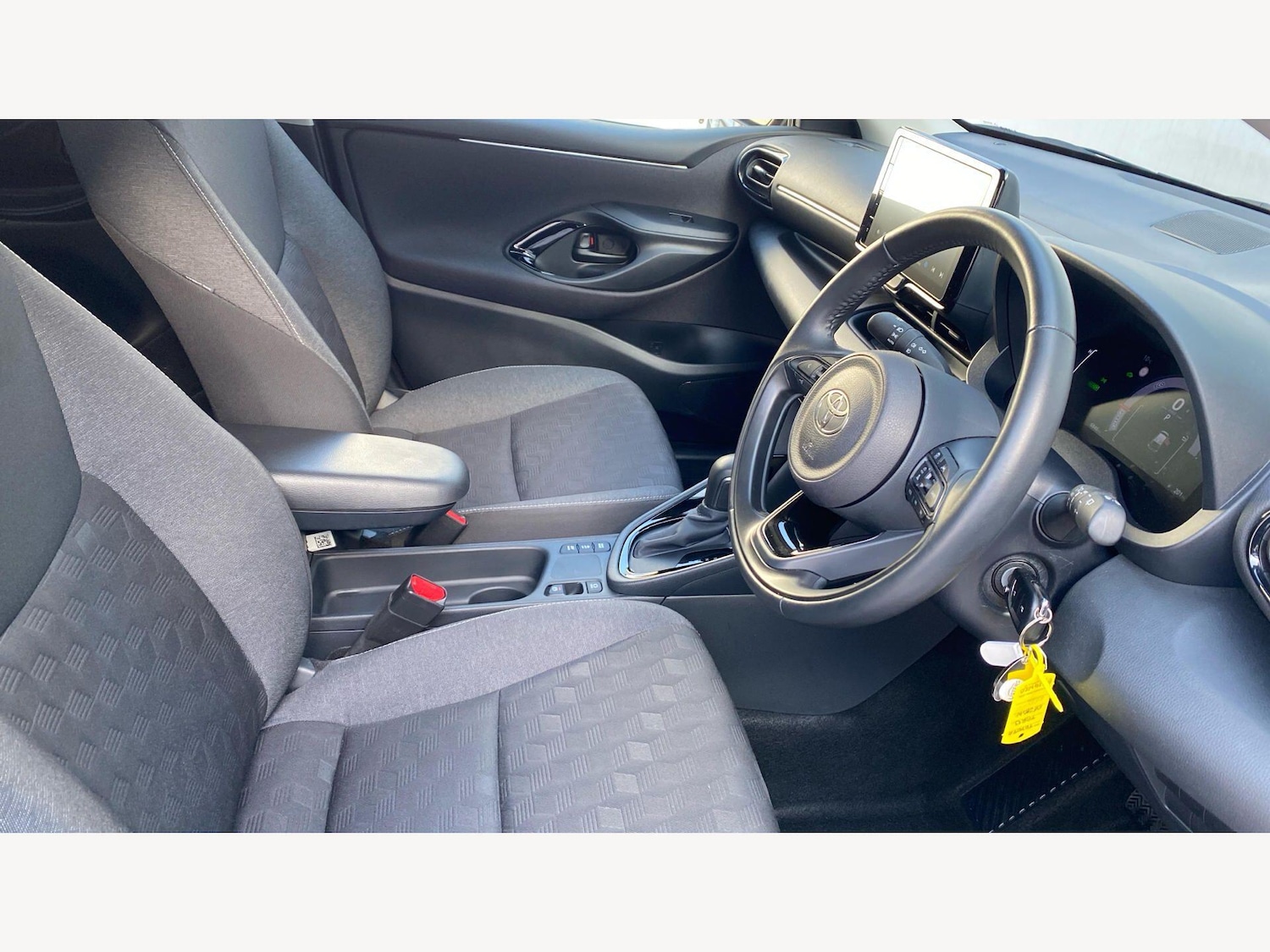 Used Toyota Yaris 2024 for sale - 78204047: Photo 14