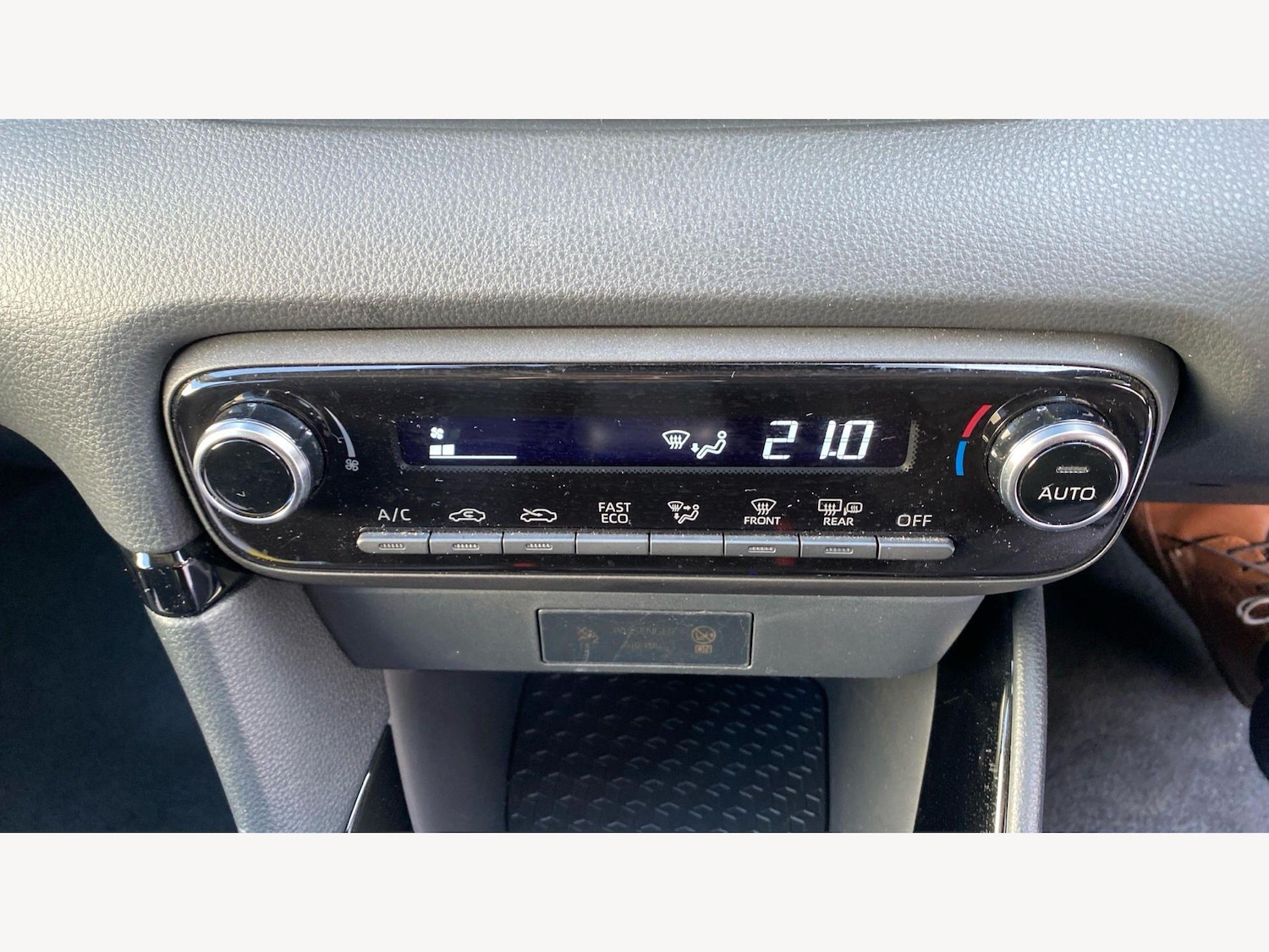 Used Toyota Yaris 2024 for sale - 78204047: Photo 29