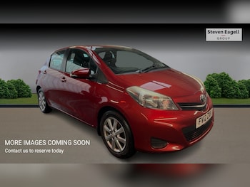 Used Toyota Yaris 2012 for sale - 77550088: Photo