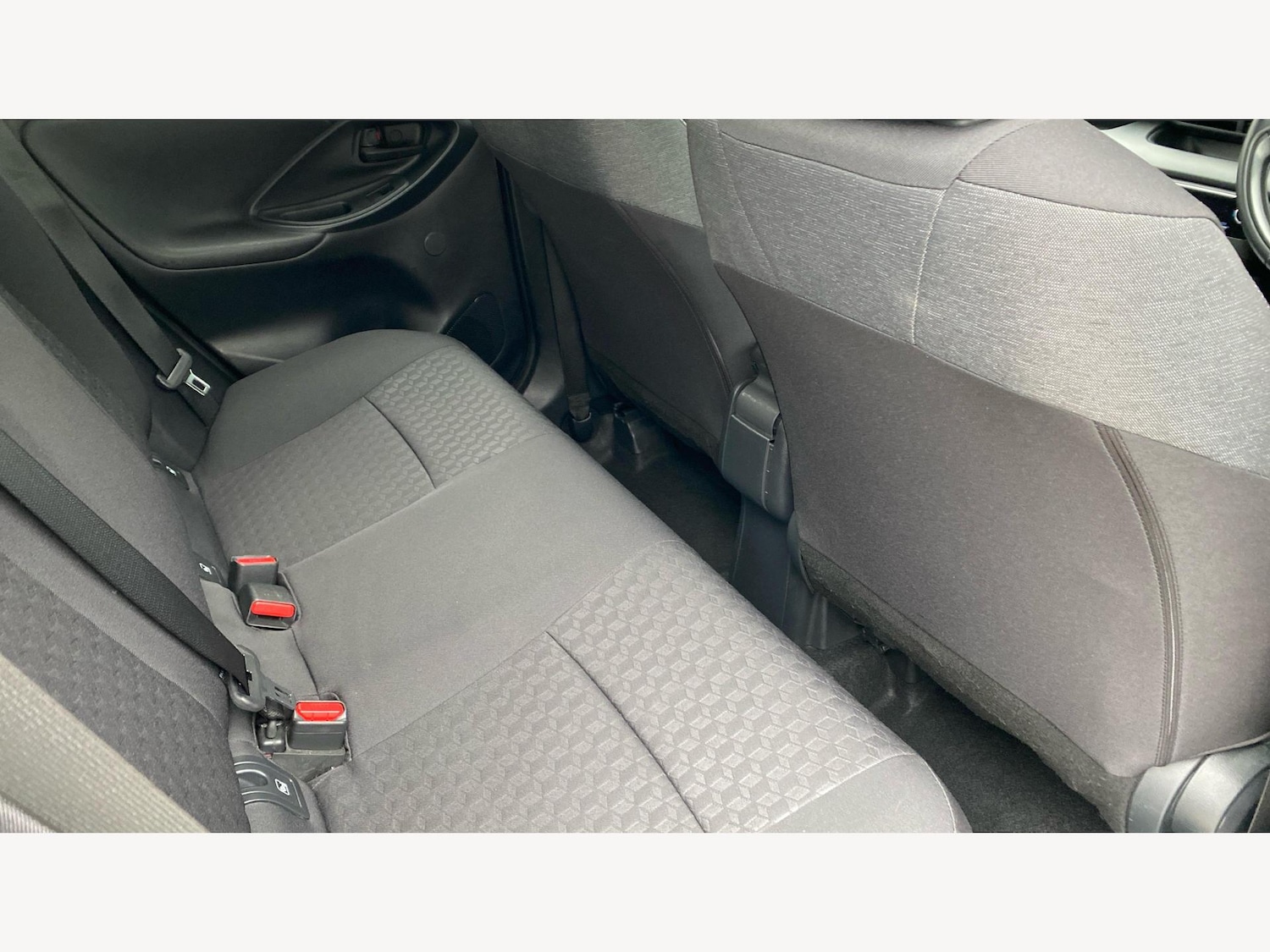 Used Toyota Yaris 2022 for sale - 76188992: Photo 14