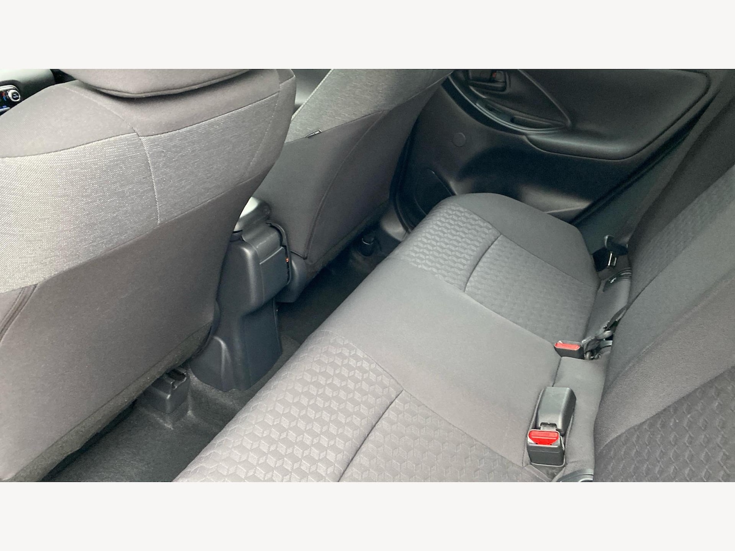 Used Toyota Yaris 2022 for sale - 76188992: Photo 15