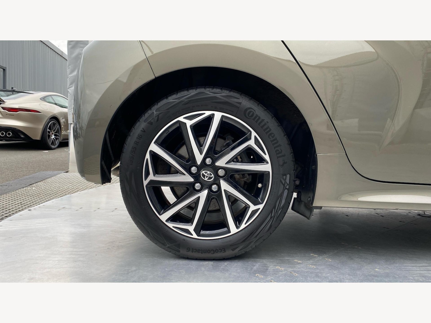 Used Toyota Yaris 2022 for sale - 76188992: Photo 20