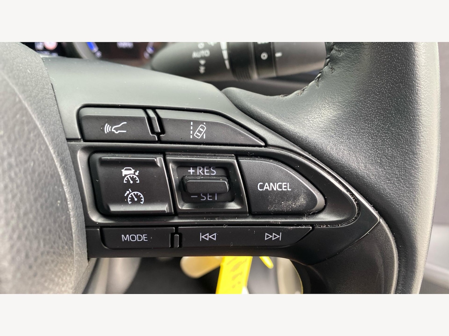 Used Toyota Yaris 2022 for sale - 76188992: Photo 31