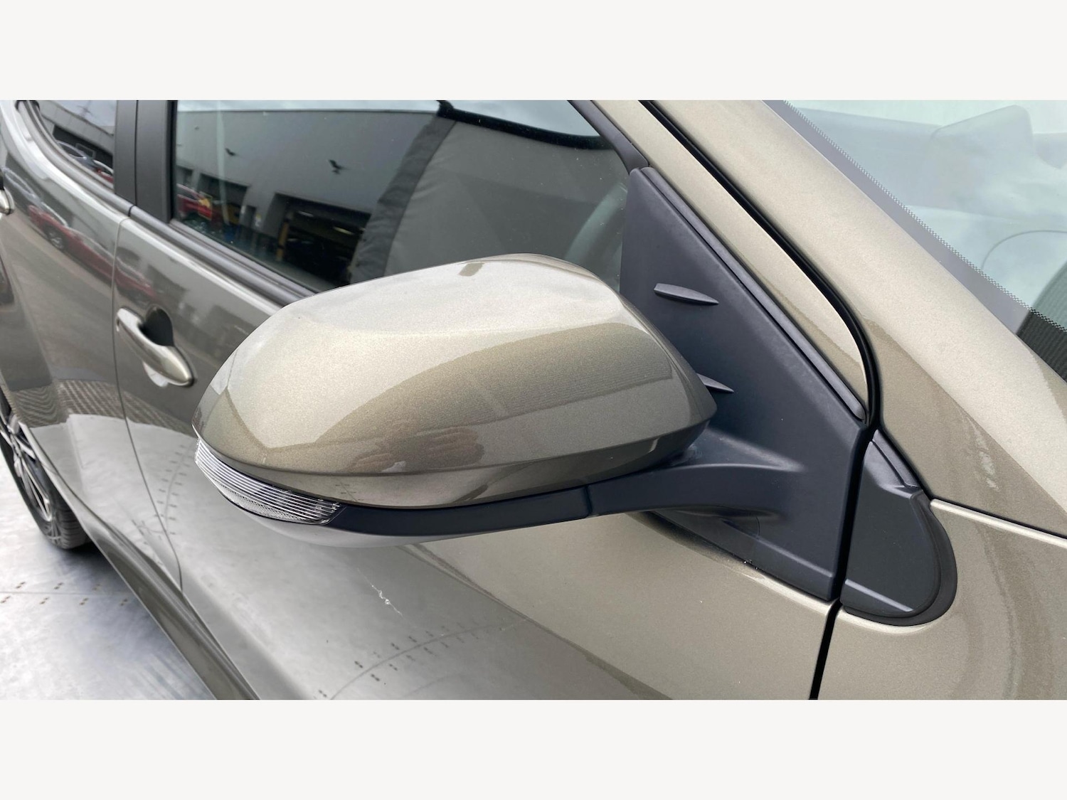 Used Toyota Yaris 2022 for sale - 76188992: Photo 33