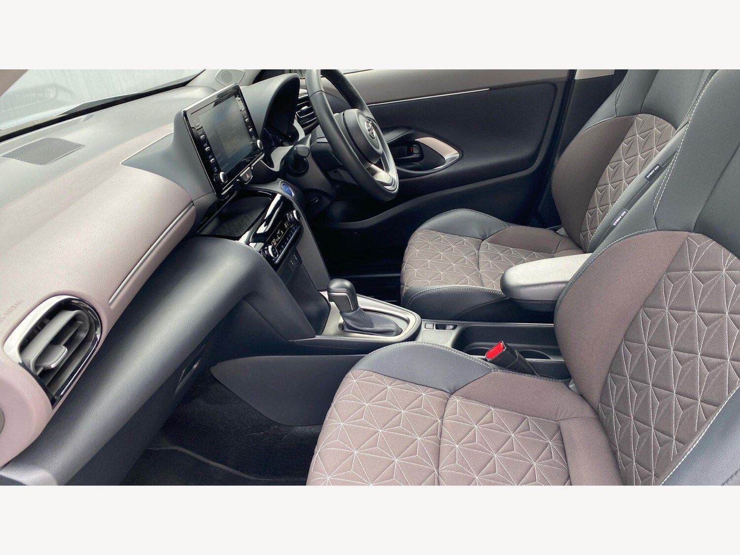 Used Toyota Yaris Cross for sale - 77957270: Photo 12