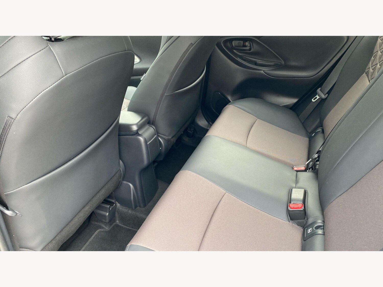 Used Toyota Yaris Cross for sale - 77957270: Photo 15