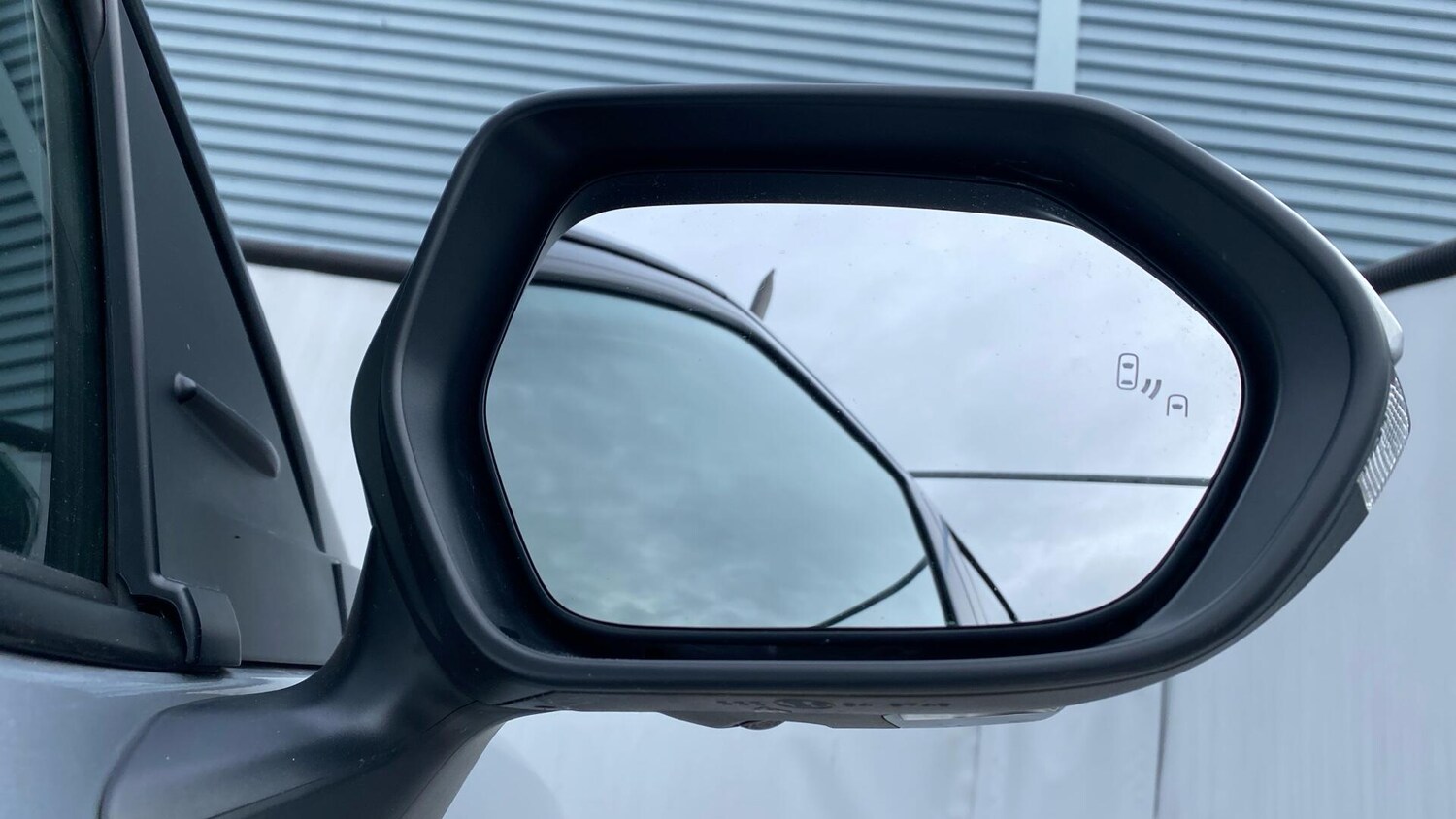 Used Toyota Yaris Cross for sale - 77957270: Photo 34