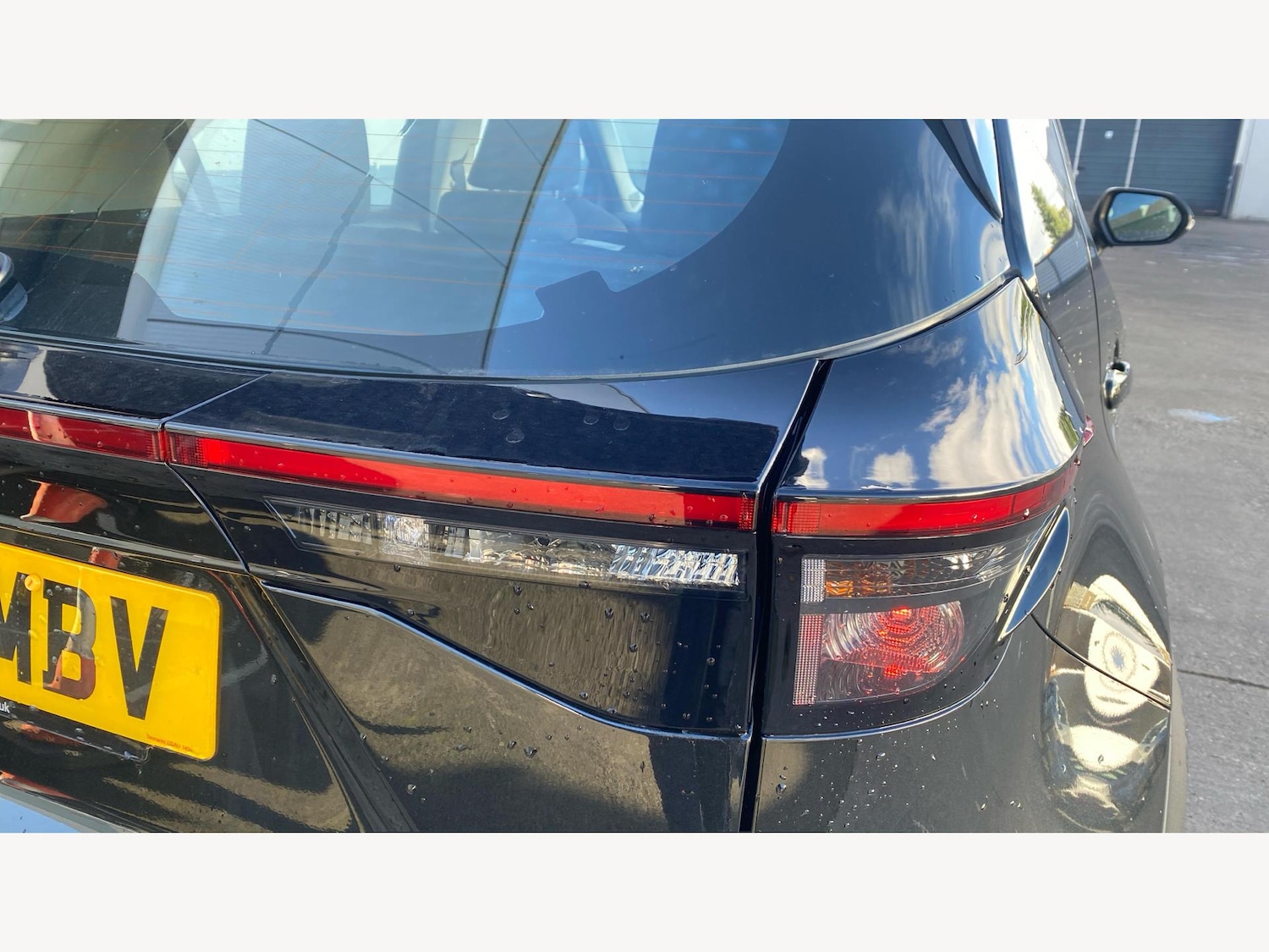 Used Toyota Yaris Cross 2023 for sale - 76608170: Photo 22