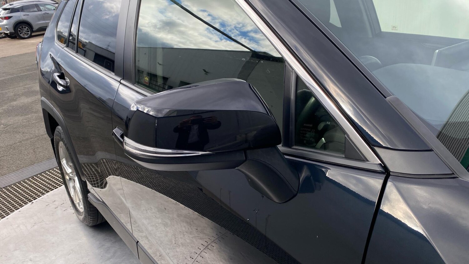 Used Toyota RAV4 2021 for sale - 76456684: Photo 34