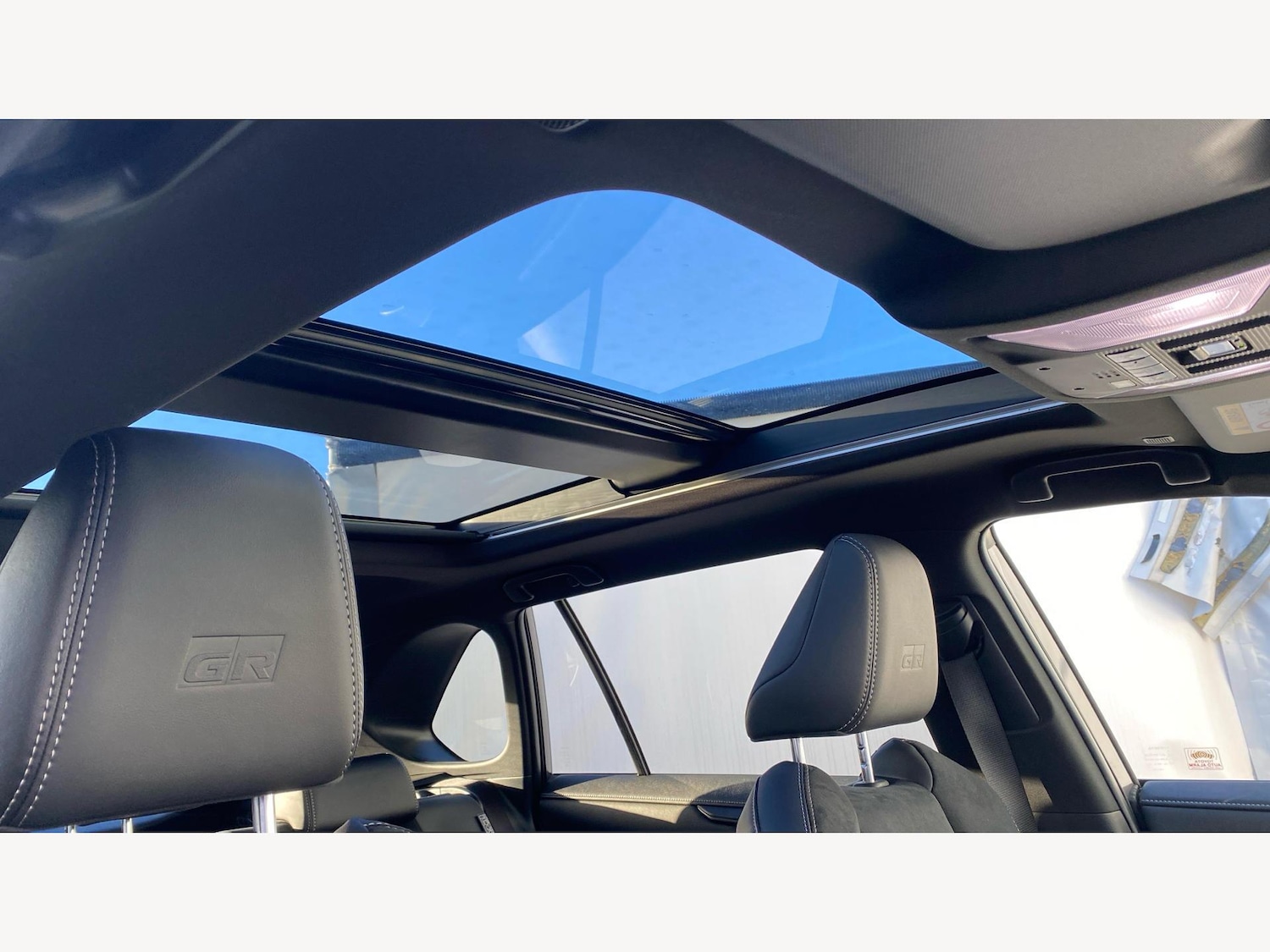 Used Toyota RAV4 2025 for sale - 76702380: Photo 22