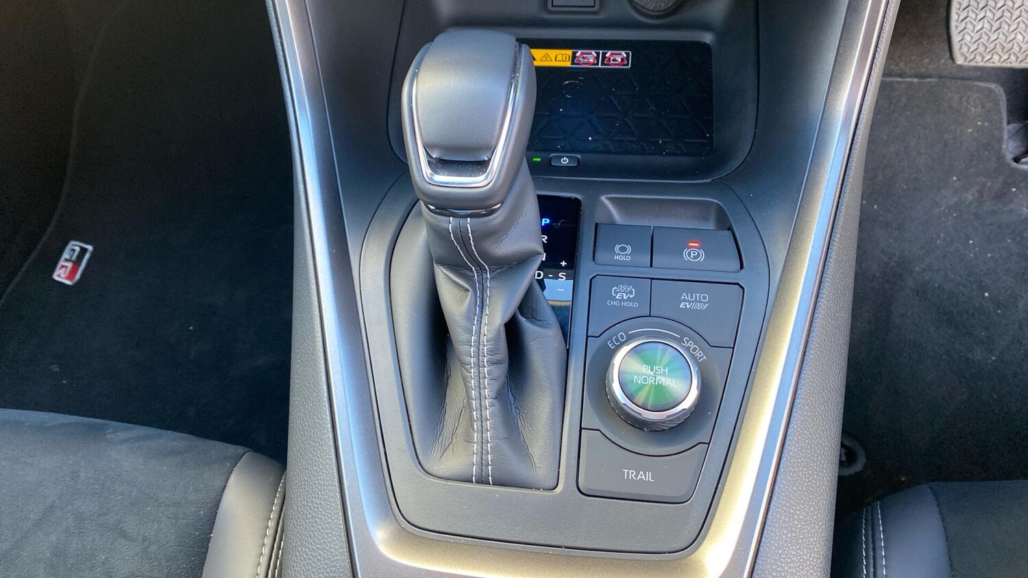 Used Toyota RAV4 2025 for sale - 76702380: Photo 41