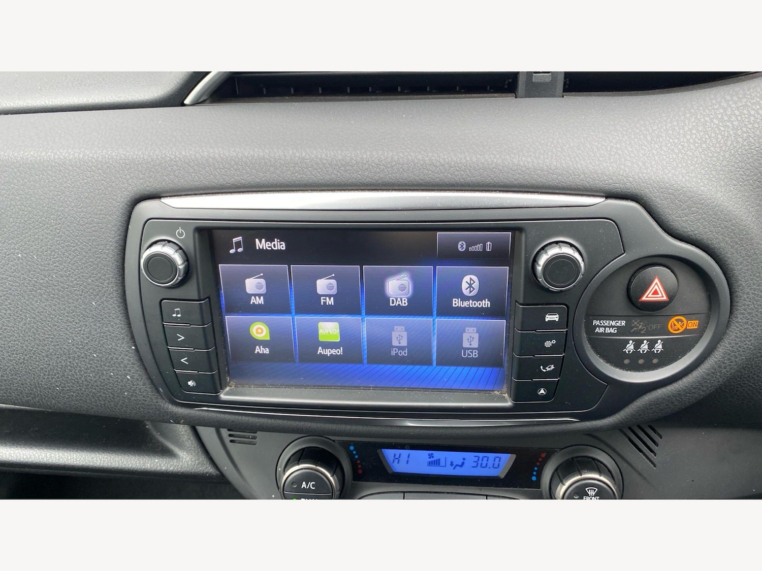 Used Toyota Yaris 2016 for sale - 78062944: Photo 27