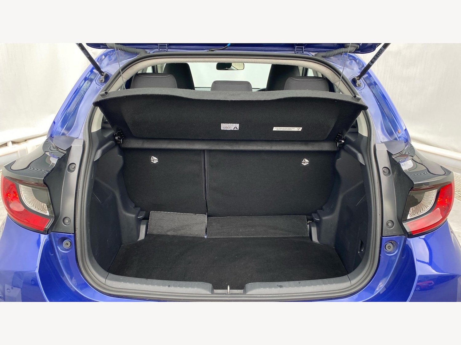 Used Toyota Yaris 2022 for sale - 76348921: Photo 16