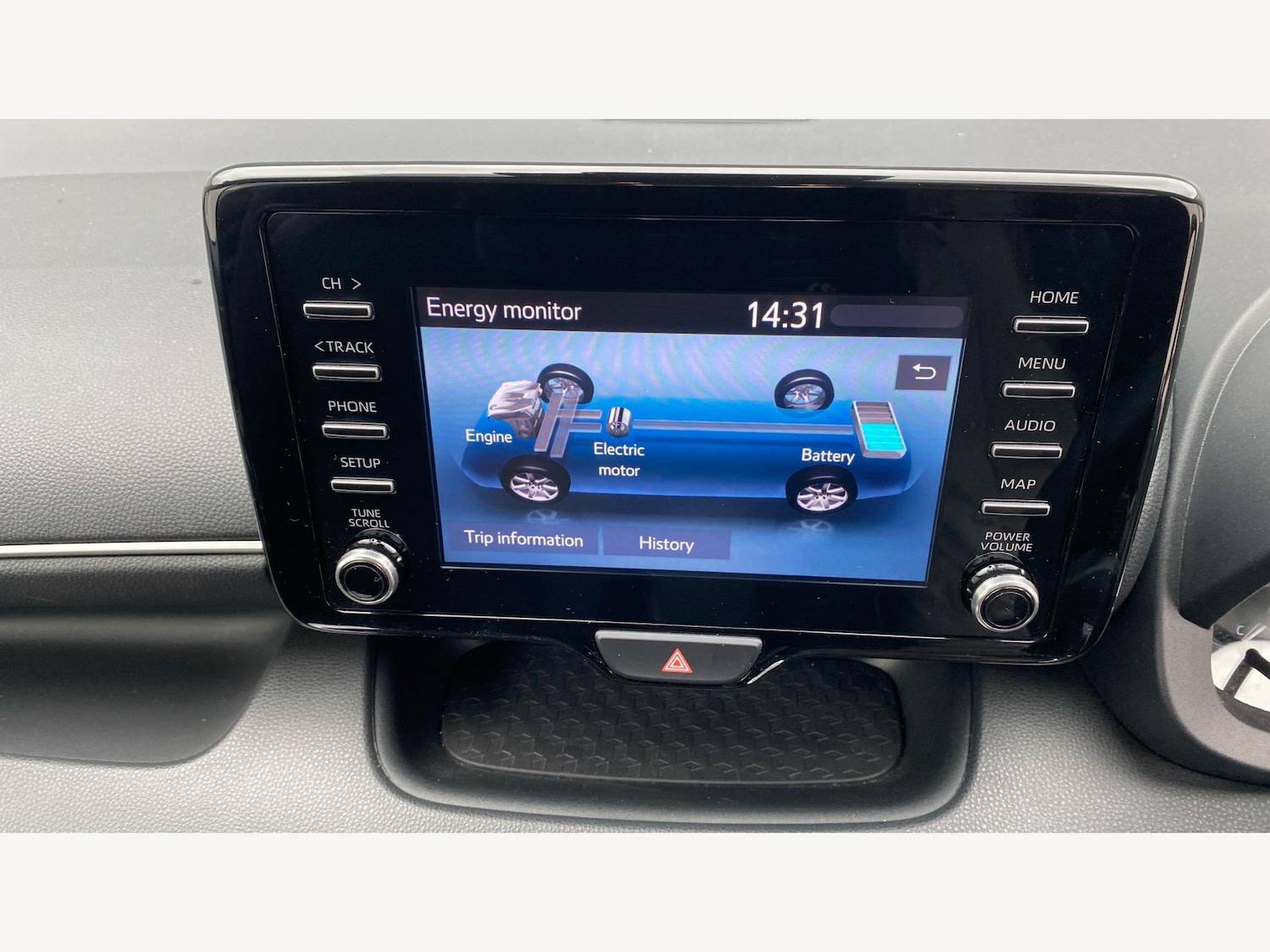 Used Toyota Yaris 2022 for sale - 76348921: Photo 25