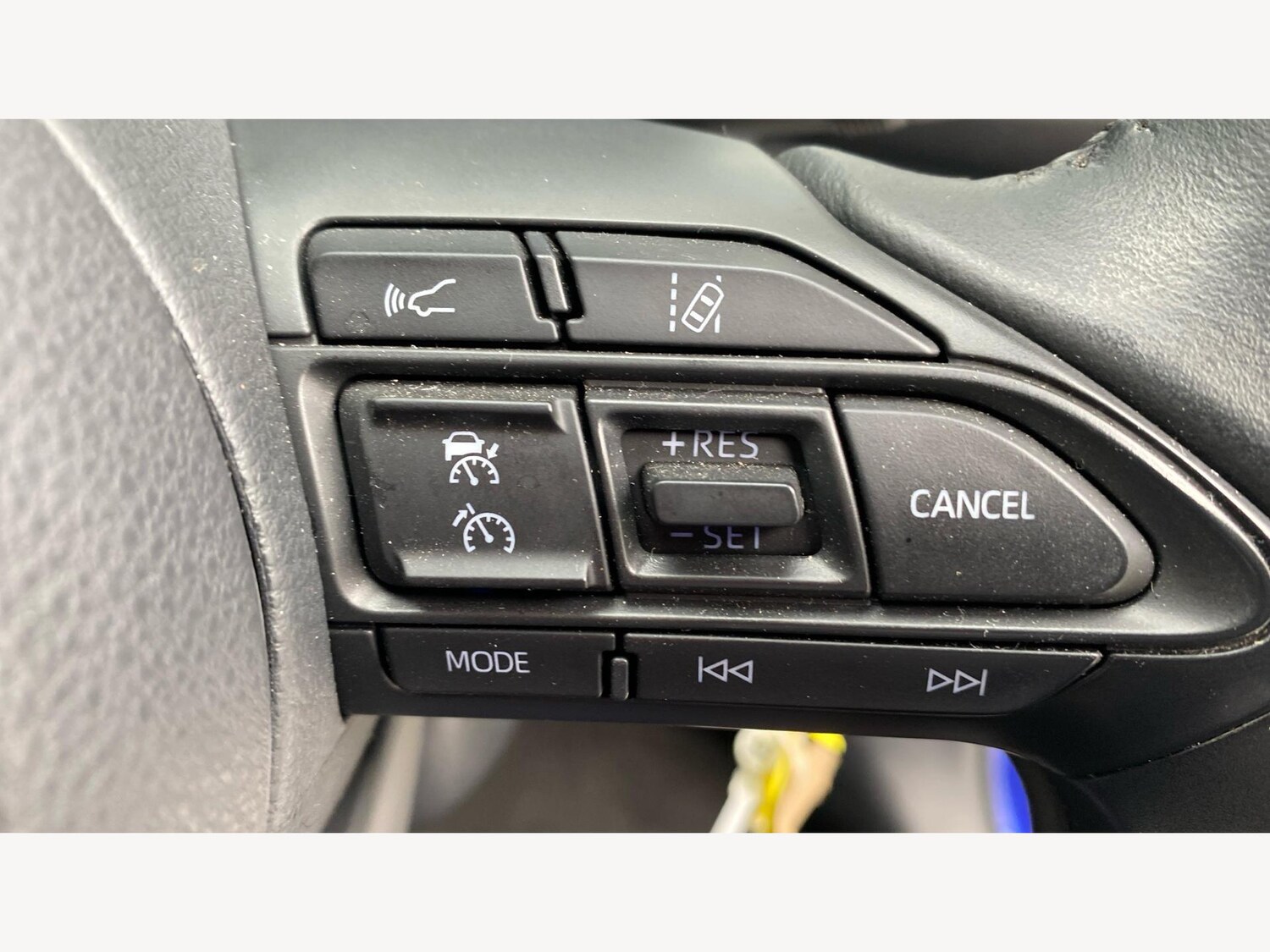 Used Toyota Yaris 2022 for sale - 76348921: Photo 31