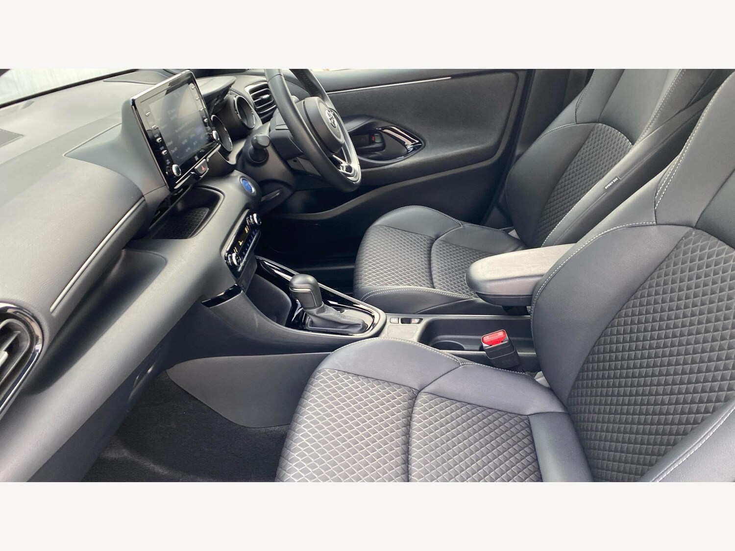 Used Toyota Yaris 2022 for sale - 77203804: Photo 12