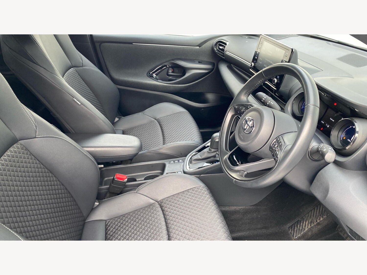 Used Toyota Yaris 2022 for sale - 77203804: Photo 13