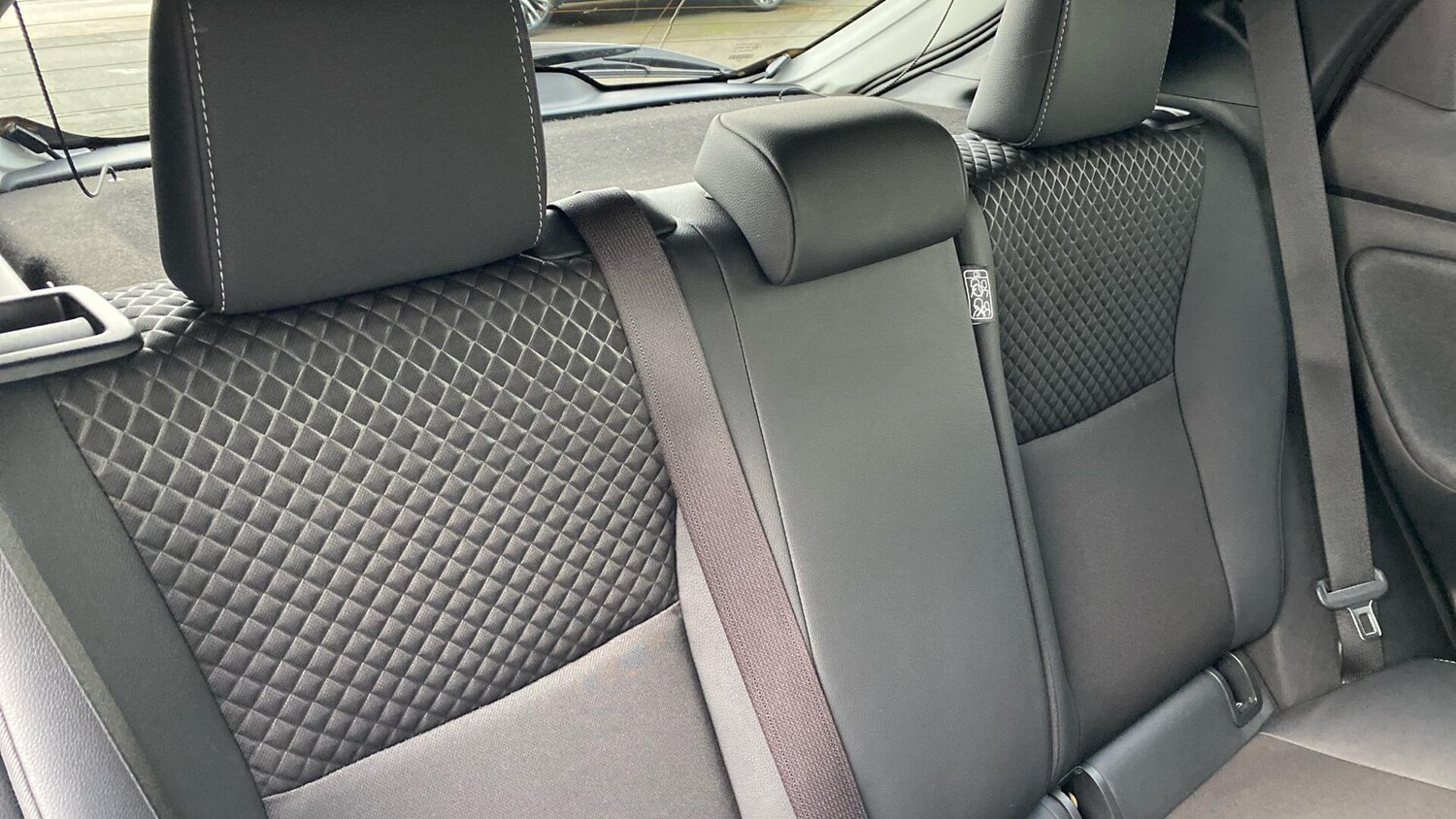 Used Toyota Yaris 2022 for sale - 77203804: Photo 36