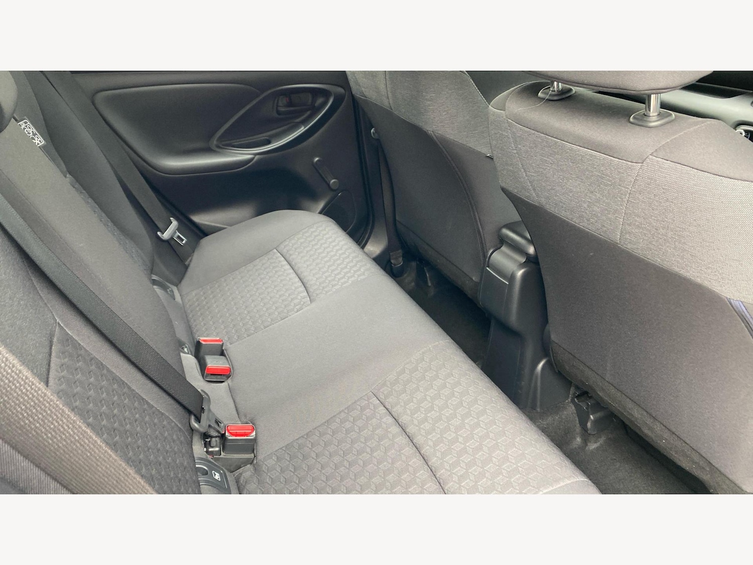 Used Toyota Yaris 2022 for sale - 76607896: Photo 14