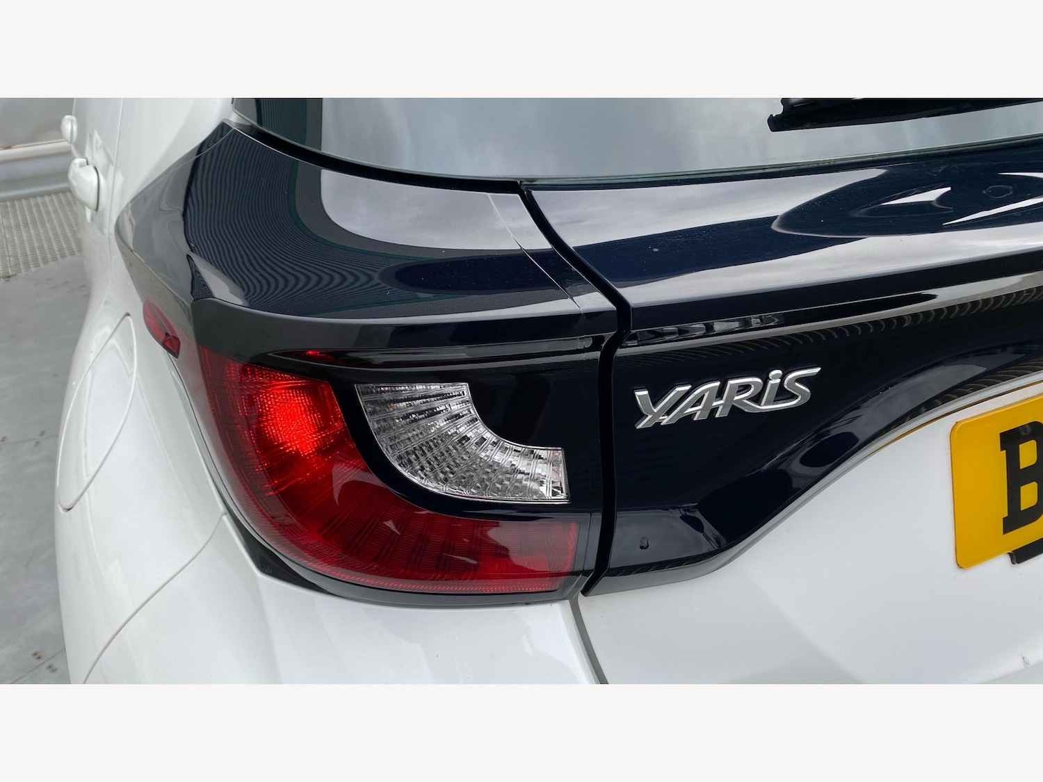 Used Toyota Yaris 2022 for sale - 76607896: Photo 23