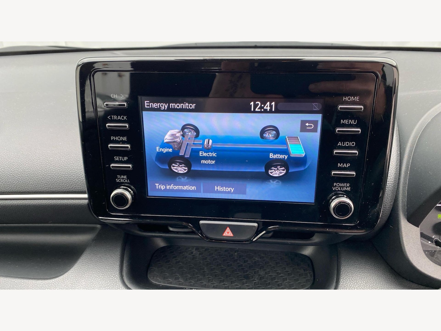 Used Toyota Yaris 2022 for sale - 76607896: Photo 25