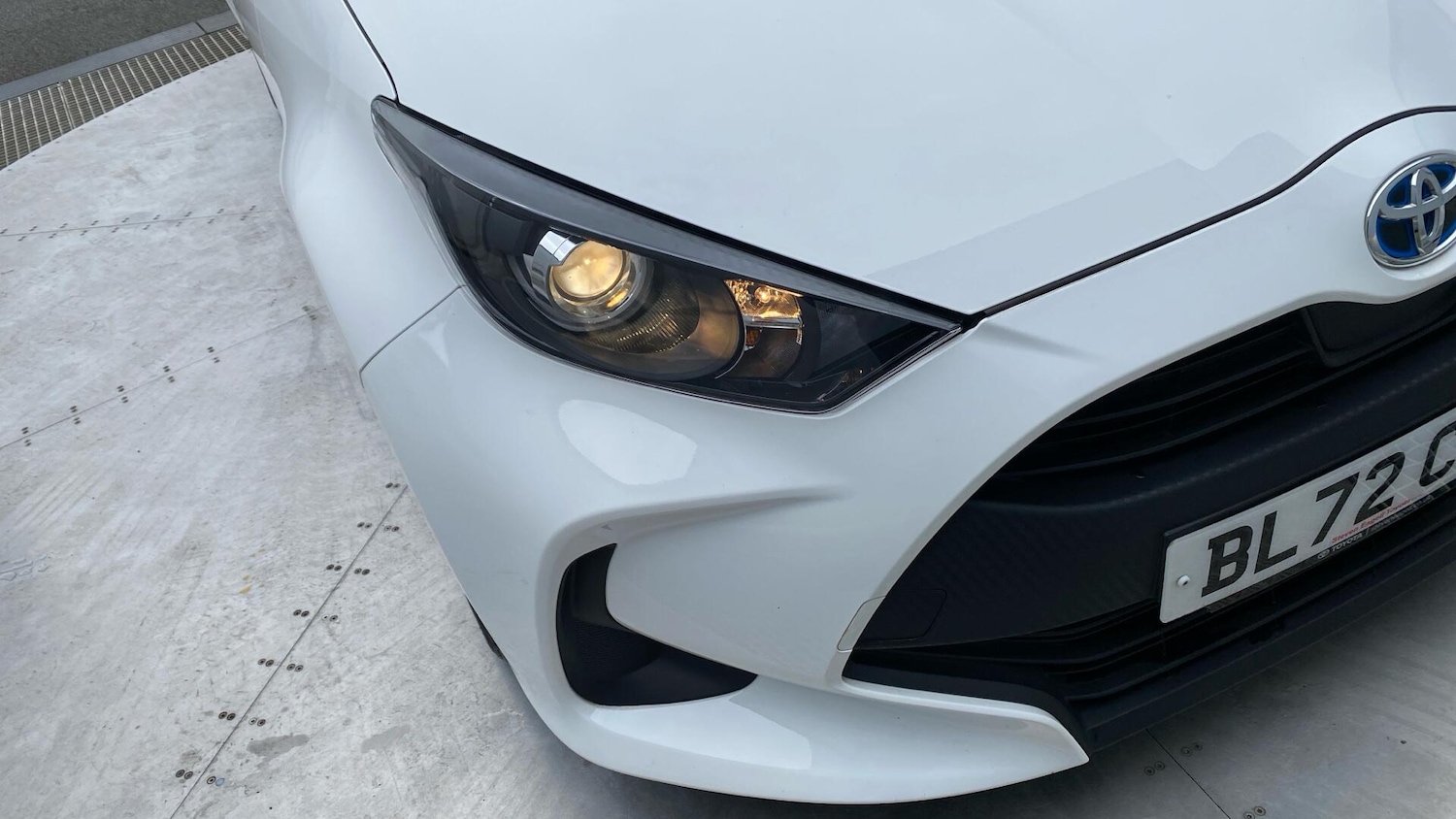 Used Toyota Yaris 2022 for sale - 76607896: Photo 34