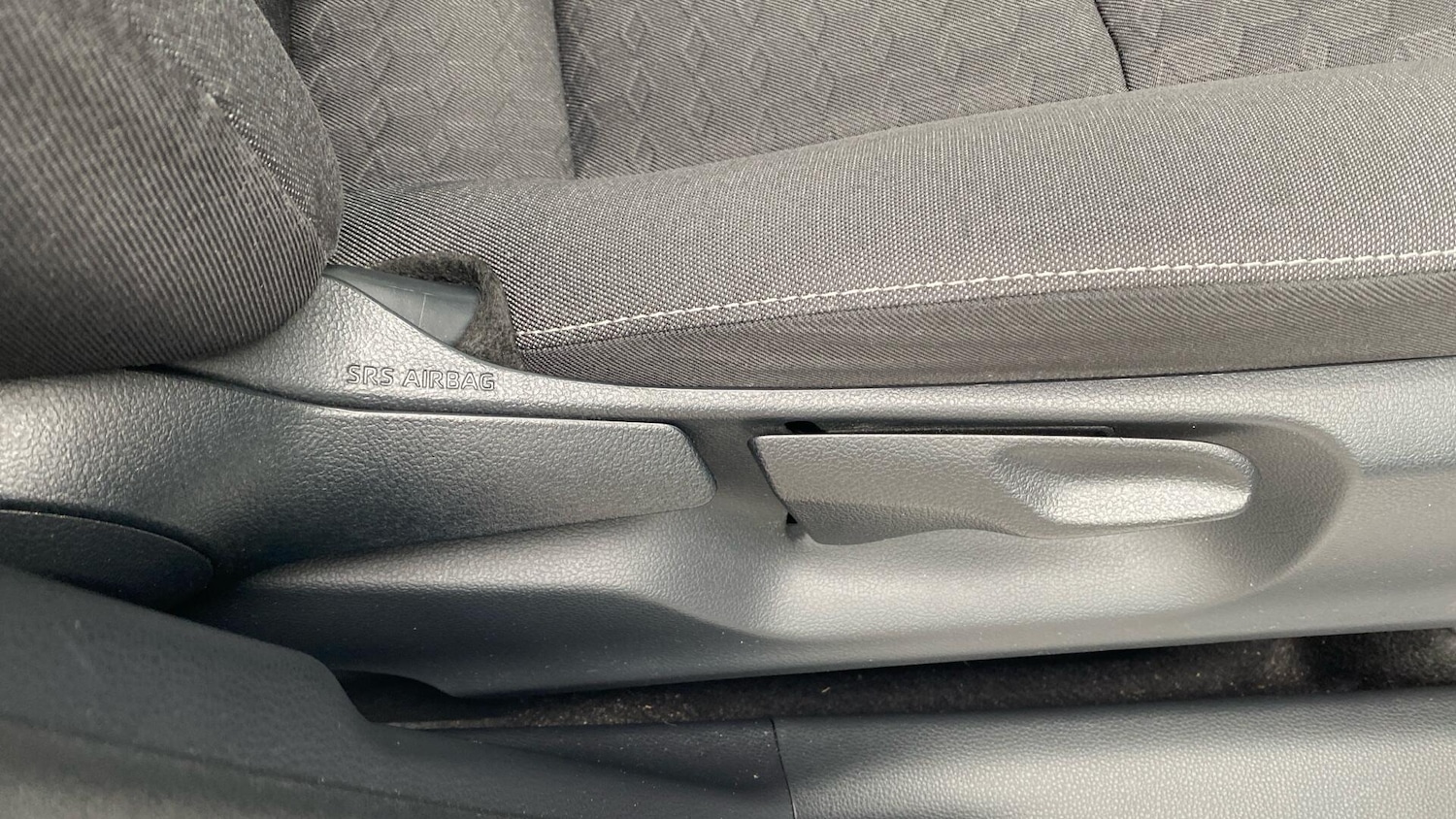 Used Toyota Yaris 2022 for sale - 76607896: Photo 37