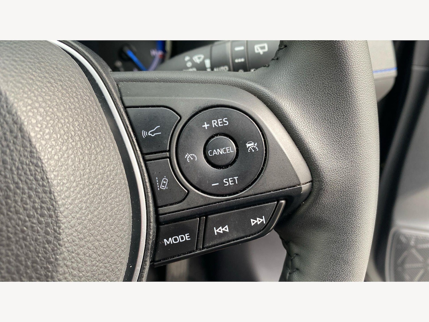 Used Toyota RAV4 2022 for sale - 77633695: Photo 31