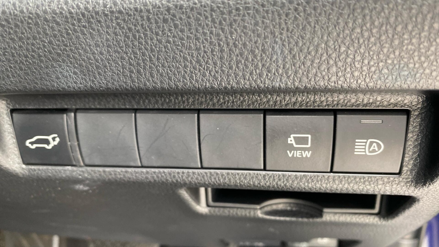 Used Toyota RAV4 2022 for sale - 77633695: Photo 40