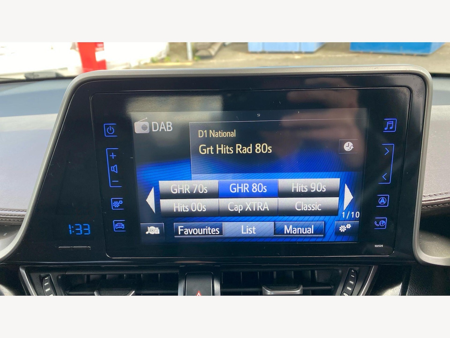 Used Toyota C-HR 2017 for sale - 78086546: Photo 27