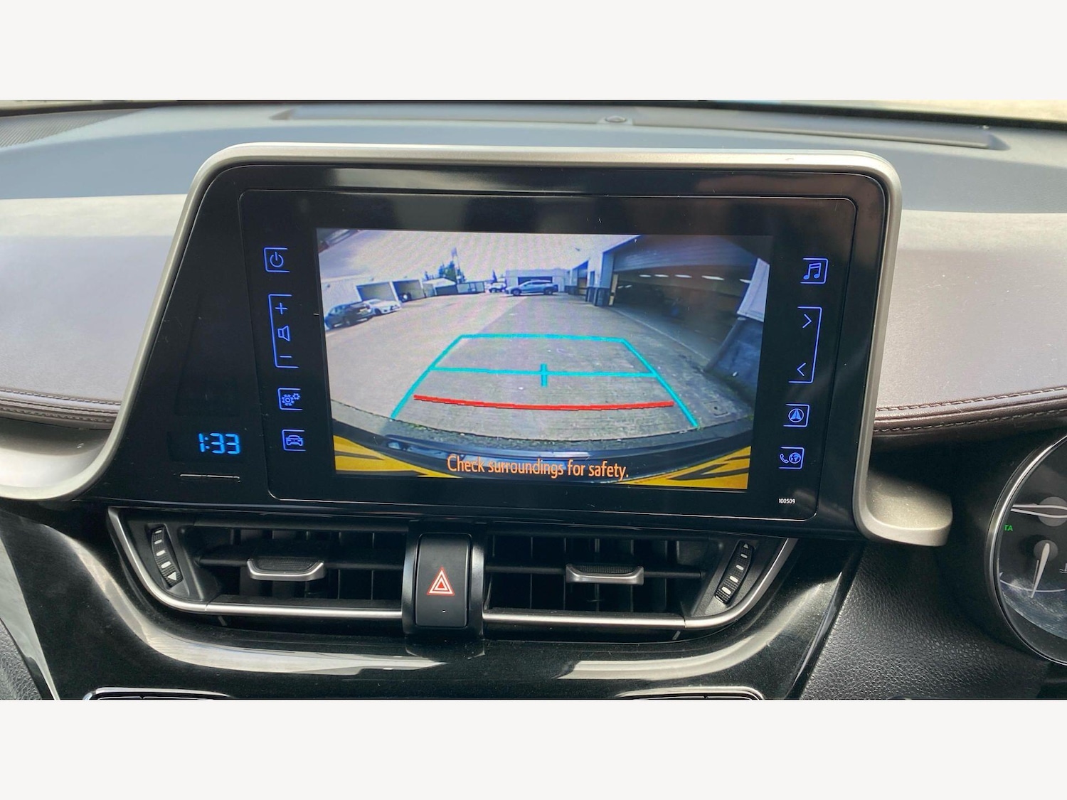 Used Toyota C-HR 2017 for sale - 78086546: Photo 30