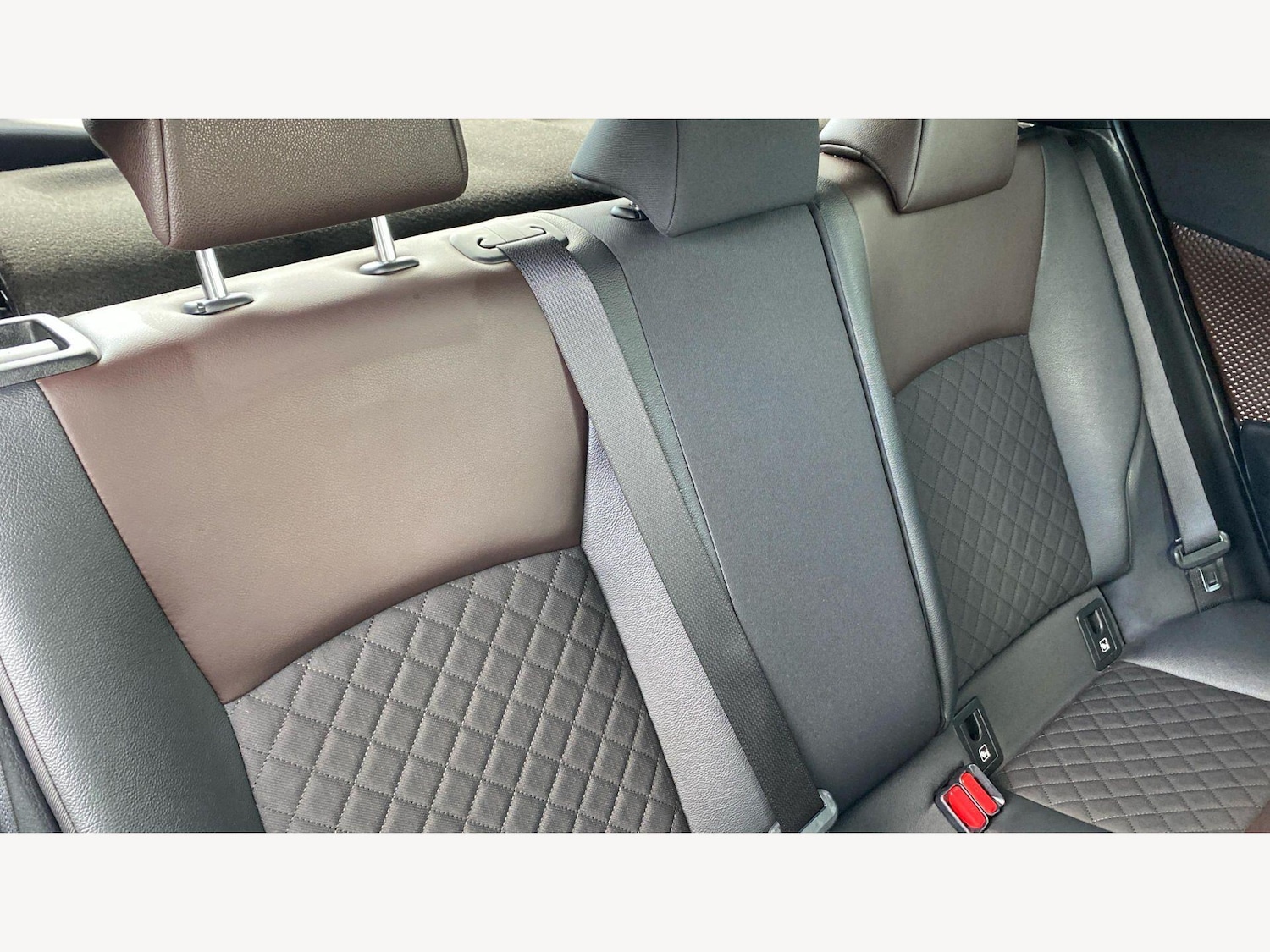 Used Toyota C-HR 2017 for sale - 78086546: Photo 40