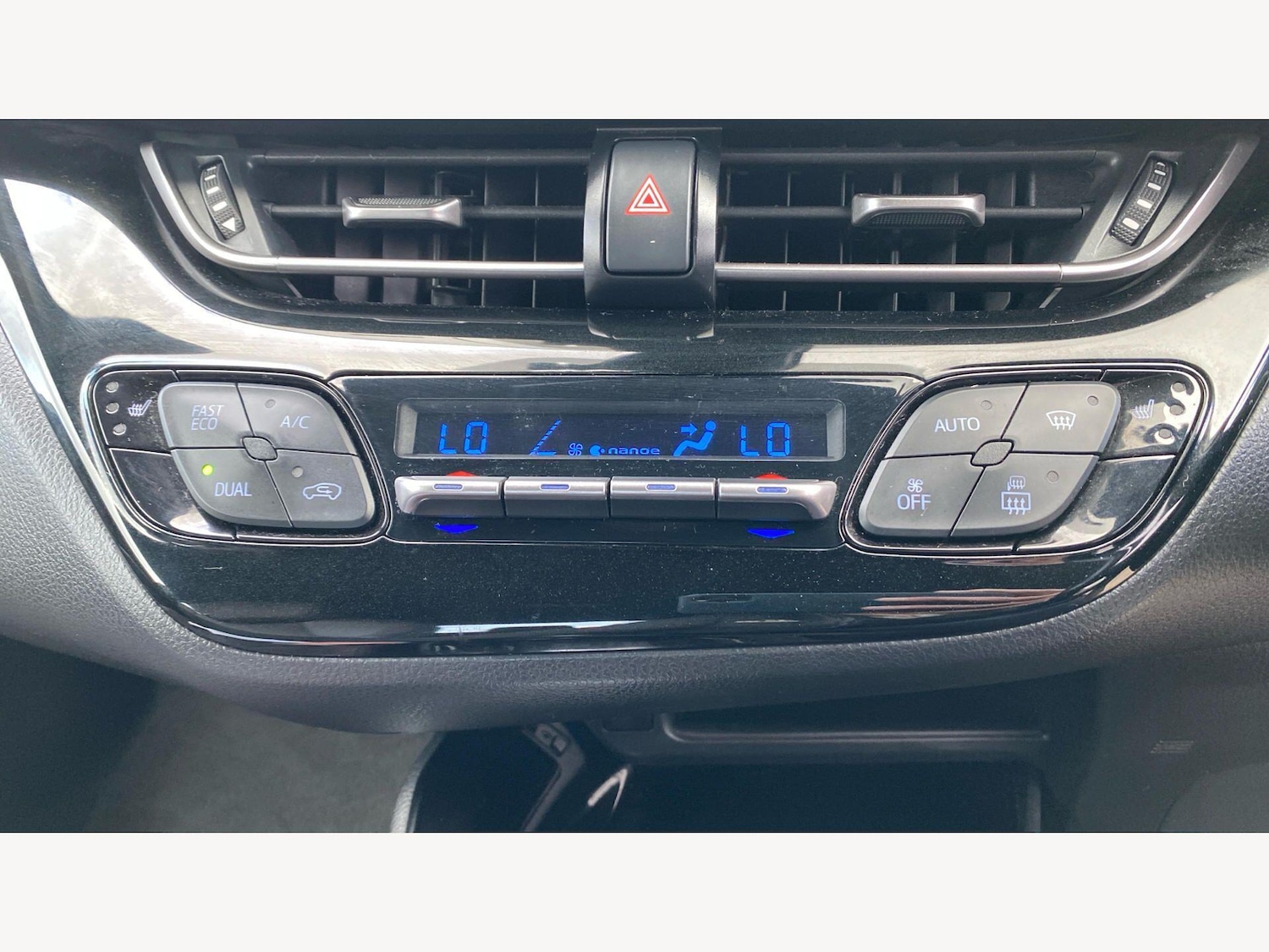 Used Toyota C-HR 2017 for sale - 78086546: Photo 45