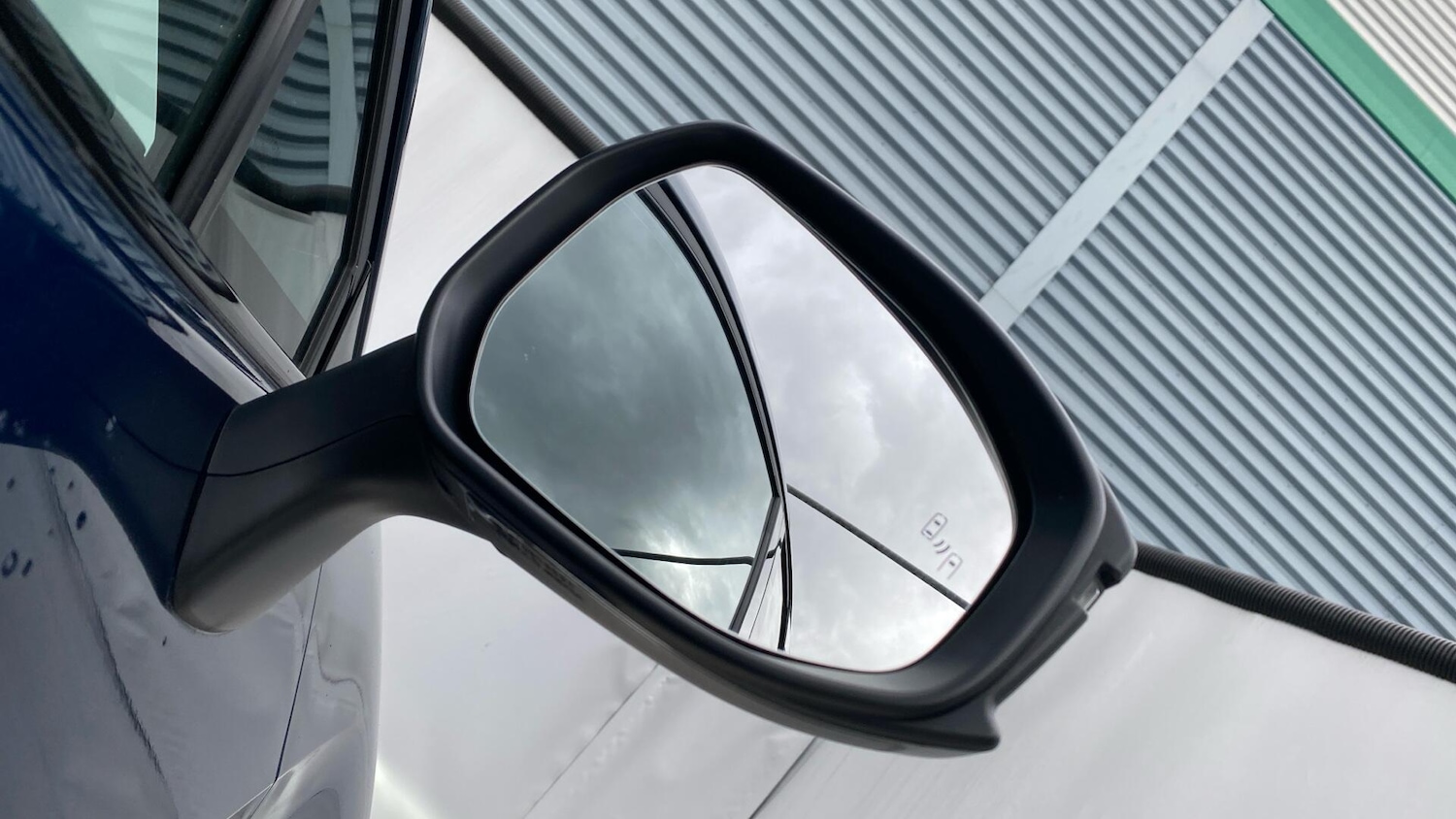 Used Toyota C-HR 2024 for sale - 75978053: Photo 35