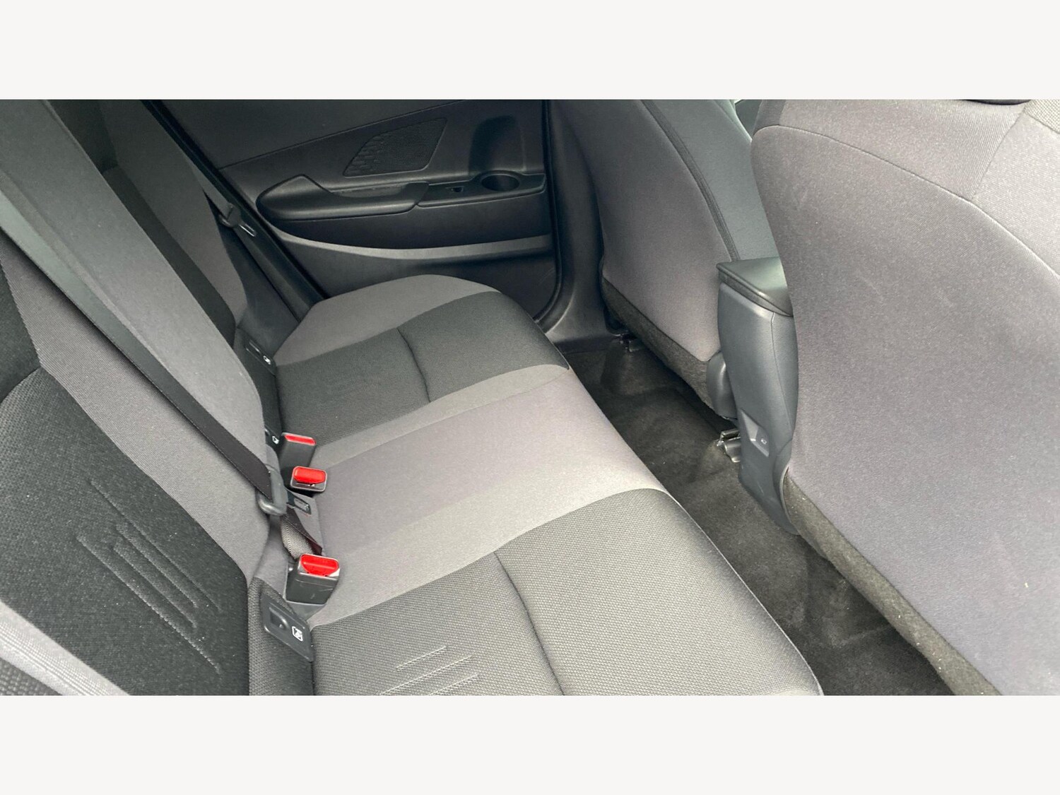 Used Toyota C-HR 2025 for sale - 76457584: Photo 14