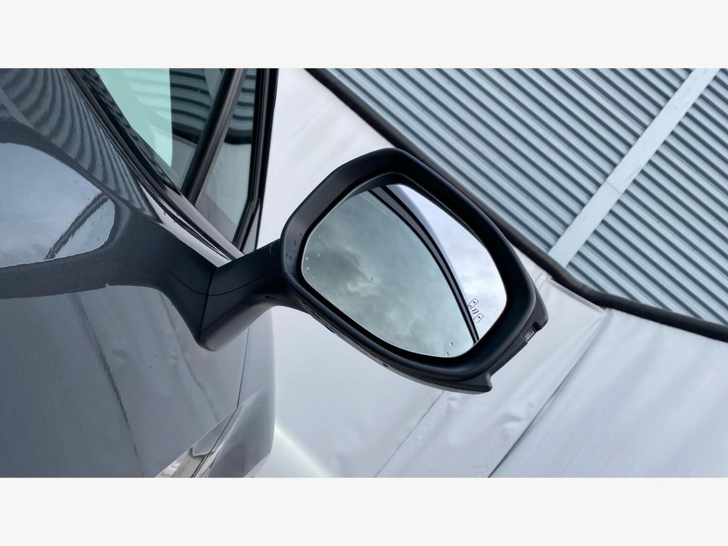 Used Toyota C-HR 2025 for sale - 76457584: Photo 34