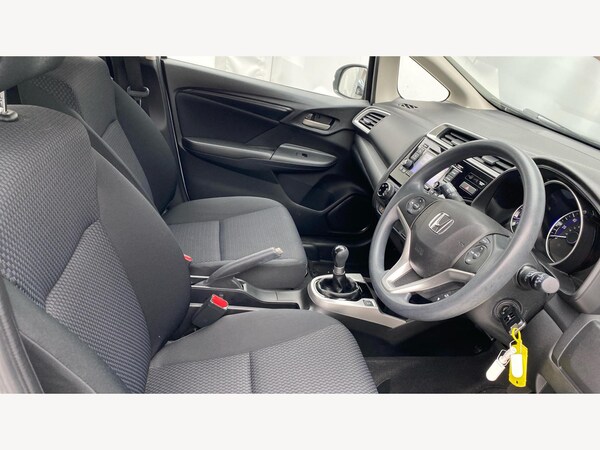 Used Honda Jazz 2019 for sale - 76296089: Photo 13