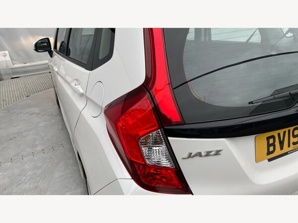 Used Honda Jazz 2019 for sale - 76296089: Photo 23