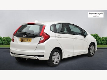 Used Honda Jazz 2019 for sale - 76296089: Photo 2