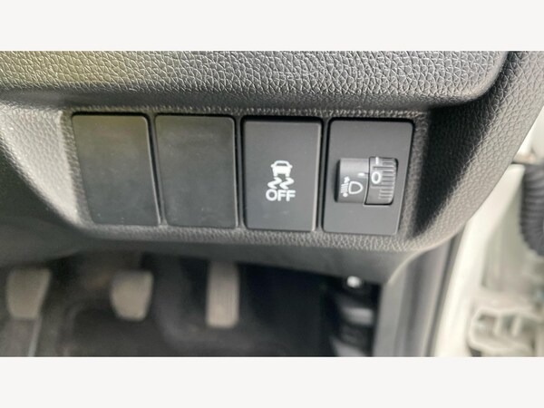 Used Honda Jazz 2019 for sale - 76296089: Photo 32